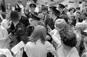 Welsh singerTom Jones visited Corley Residential School