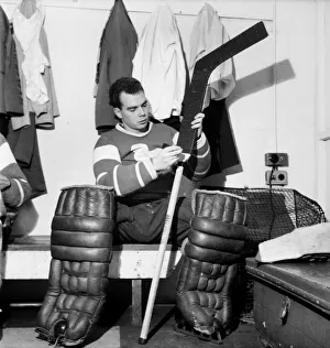 Wembley Lions'Bob Cornforth. November 1952 C5576-002