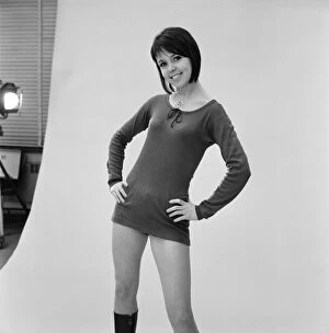 Images Dated 1st March 1971: Wendy Padbury, actress aged 22 years old, but doesn t look it