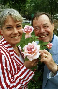 Wendy Richard actress and Bill Treacher actor from Eastenders at the Chelsea Flower Show
