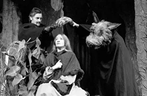 Werewolf Play: The hour of the Werewolf at the Unicorn childrens theatre