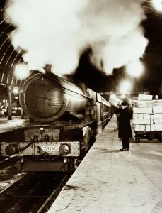 Atmospheric Prints: West of England and Scilly Isles Flower Special arriving at Paddington Station in
