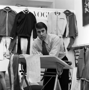 01161 Prints: West Ham and England striker Geoff Hurst has gone into business