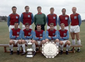 West Ham United pose for a team group photograph with the Charity Shield