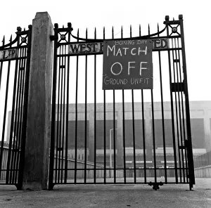 1960slondon Prints: West Ham v. Nottingham Forest. Upton Park closed on Boxing day due to a frozen pitch