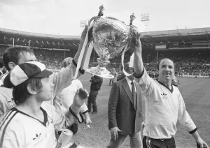 00351 Prints: Widnes celebrate after their 18 - 9 victory over Hull Kingston Rovers in the Rugby League