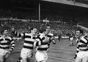 00352 Prints: Widnes v Hull Kingston Rovers Rugby League Cup Final. Allan Briars is congratulated by