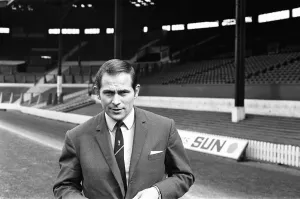 01241 Prints: Wilf McGuinness, Manchester United Assistant Trainer & Coach will become their next