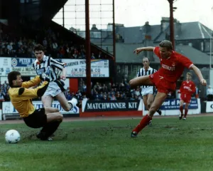 Willem van der Ark, Aberdeen football player goes for goal against St Mirren circa