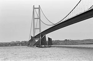 01026 Prints: William McCann (H1394) built as a Hull fishing smack in 1884 seen here sailing under
