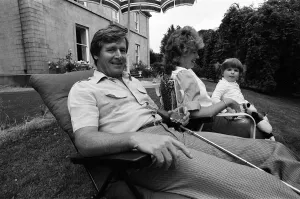01009 Prints: William Roache (Coronation Streets Ken Barlow) with his wife Sarah