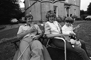 01009 Prints: William Roache (Coronation Streets Ken Barlow) with his wife Sarah