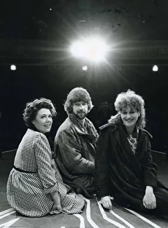 Willy Russell with Wendy Murray (Mrs Lyons - left) and Barbara Dickson