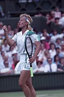 Images Dated 30th June 1988: Wimbledon. Semi Final Navratilova v. Evert. June 1988 88-3518-074