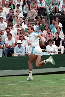 00024 Prints: Wimbledon Tennis. John Lloyd. June 1988 88-3422-040