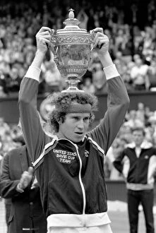 Images Dated 4th July 1981: Wimbledon Tennis: Menes Finals 1981: John McEnroe v. Bjorn Borg. July 1981 81-3803a-002