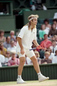 Wimbledon Tennis. Mens Quarter Final: Andre Agassi v. David wheaton