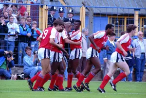 Kraken190706 Prints: Wimbledon v Arsenal - August 1988 29 / 08 / 1988 DM88-4680 Daily Mirror
