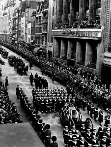 00203 Prints: Winston Churchills MP former Prime Minister funeral procession in London