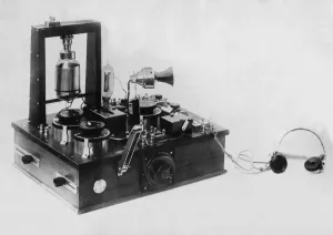 00187 Prints: Wireless Telephone Transmitter April 1919 Transmitter