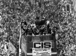 Reception Prints: Wolverhampton Wanderers Wolves team return home with the League Cup on bus to a