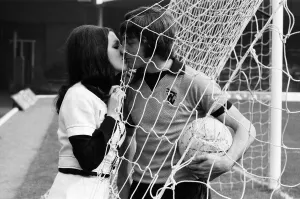 Wags Prints: Wolves centre-forward John Richards at Molineux with his girlfriend, September 21, 1972