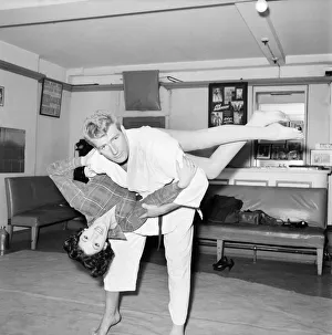 Womens Self Defence: Judo expert Joe Robinson shows Valerie Dave some self defence