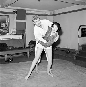 Womens Self Defence: Judo expert Joe Robinson shows Valerie Dave some self defence