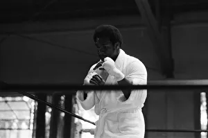 World boxing champion George Foreman trains at the Farigrounds in Pleasanton