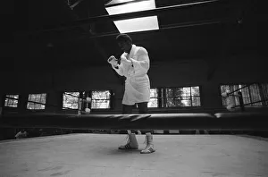 World boxing champion George Foreman trains at the Farigrounds in Pleasanton