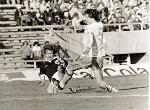 Determination Prints: World Cup 1978 Scotland v Holland June 1978 Dutch Captain Rudd Krol in duel