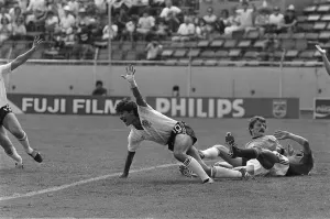 World Cup 1986 England 3 Poland 0 Gary Lineker turns in delight after he puts one