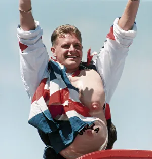 Actions Prints: World Cup 1990 In Italy. England star Paul Gascoigne arriving back in England