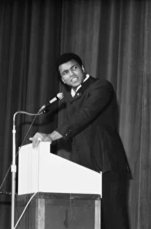 World Heavyweight boxing champion Muhammad Ali held his first public speaking in England