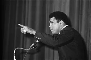 World Heavyweight boxing champion Muhammad Ali held his first public speaking in England