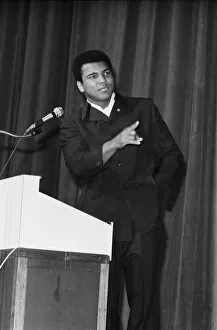 World Heavyweight boxing champion Muhammad Ali held his first public speaking in England