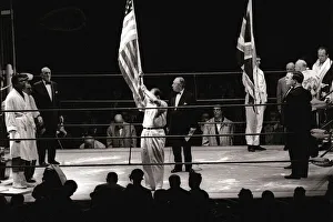 00199 Prints: World heavyweight title fight between American champion Cassius Clay