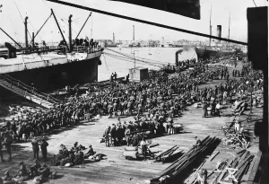 Dardanelles Prints: World War One - Australian troops March 1915 waiting to embark for the begining