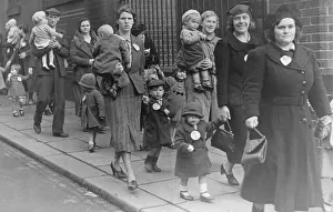 World War Two - Evacuation of children Children with their mothers on their way to