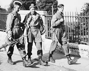 Forces Prints: The World War II British airborne forces consisted of the Parachute Regiment