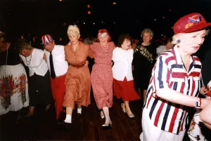 00475 Prints: World War Two - Second World War - 50th Anniversary VE Day Celebrations at the Mayfair in