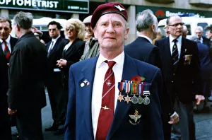 Medals Prints: World War Two - Second World War - D-Day Remembrance Parade - Former paratrooper Fred
