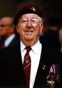 00449 Prints: World War Two - Second World War - D-Day Remembrance Parade - Former paratrooper Norman