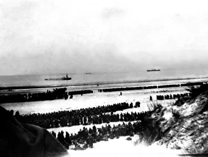 World War Two - Second World War - The evacuation of the BEF from the beaches at Dunkirk