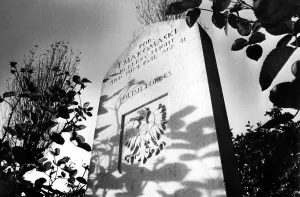 World War Two - Second World War - The grave of Polish airman Makomaski in a Castletown