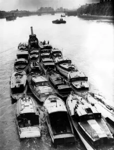World War Two - Second World War - Thames river craft arrive back after helping