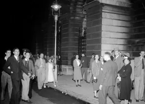 00109 Prints: World War Two, Britain, 2nd September 1939 Crowds gathering through the night to watch