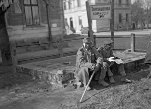 Bandages Prints: Wounded Russian and Austrian soldiers at Lemsberg September 1914
