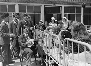 Wounded soldiers recuperating at a hospital in England during the Second World War