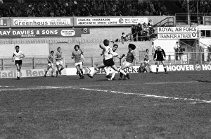 00220 Prints: Wrexham 0 v. Barnsley 0. April 1982 MF06-34-001 Local Caption Division 2 Football